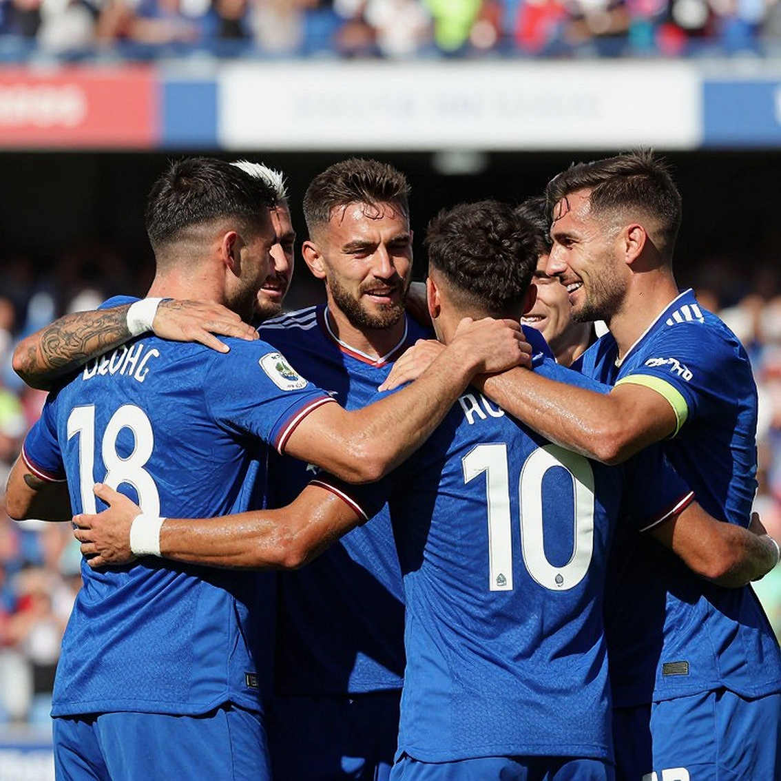 Công An Hà Nội trước Gamba Osaka: 10 người, một bàn phút 90+3, và cột dữ liệu chưa ai đọc Công An Hà Nội trước Gamba Osaka: 10 người, một bàn phút 90+3, và cột dữ liệu chưa ai đọc