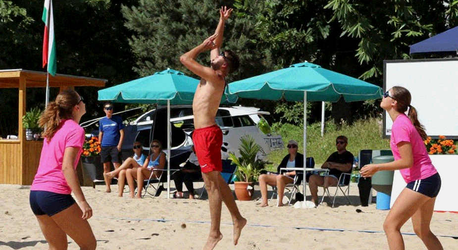 AVP League Championship 2026: Khối chắn bị vô hiệu hóa định đoạt cả hai trận chung kết AVP League Championship 2026: Khối chắn bị vô hiệu hóa định đoạt cả hai trận chung kết