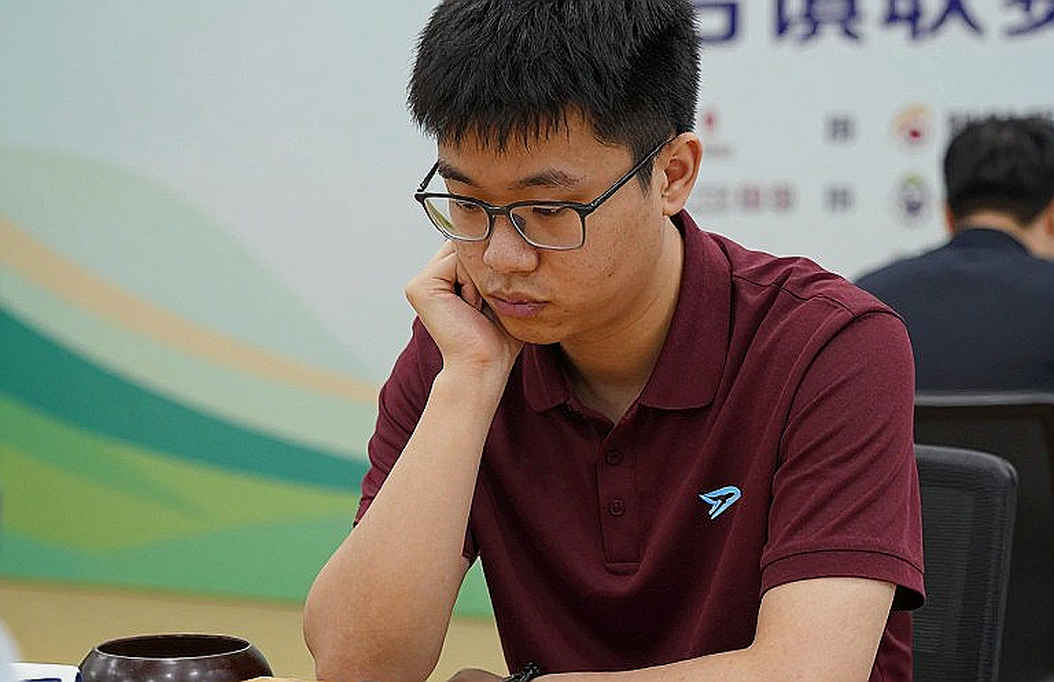 Chiến thuật của đội tuyển Việt Nam dưới thời Troussier: Từ lý thuyết sân cỏ đến thực tế sân đấu Chiến thuật của đội tuyển Việt Nam dưới thời Troussier: Từ lý thuyết sân cỏ đến thực tế sân đấu