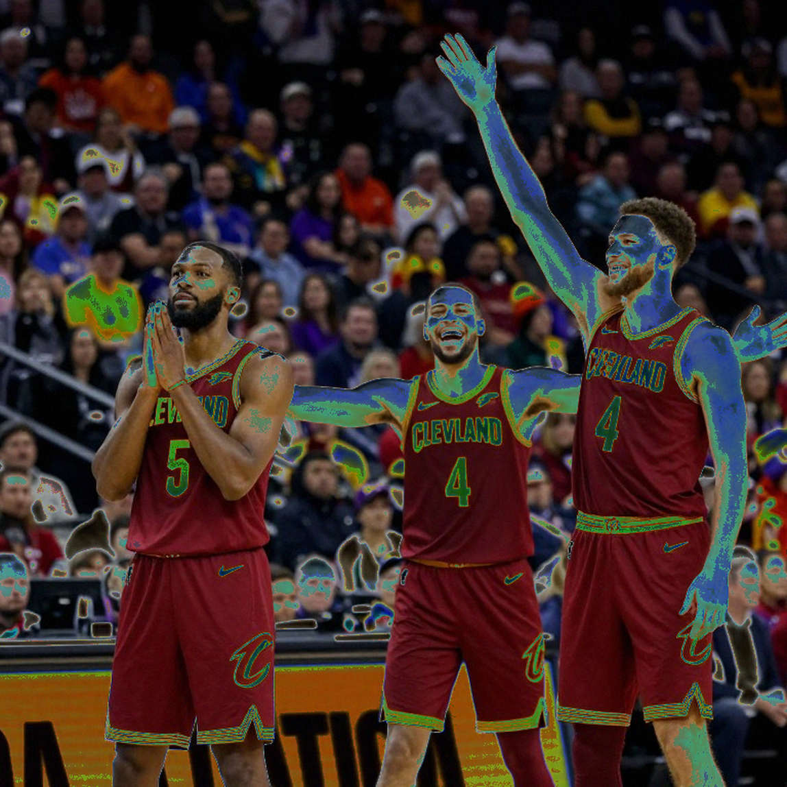 Giữa tiếng ồn mùa hè của Lakers và một bảng dữ liệu còn trống