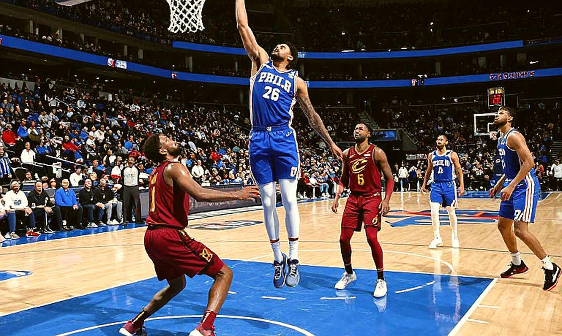 Itoudis, Tamir Blatt và suất nội binh mà Hapoel Tel Aviv không thể lấp